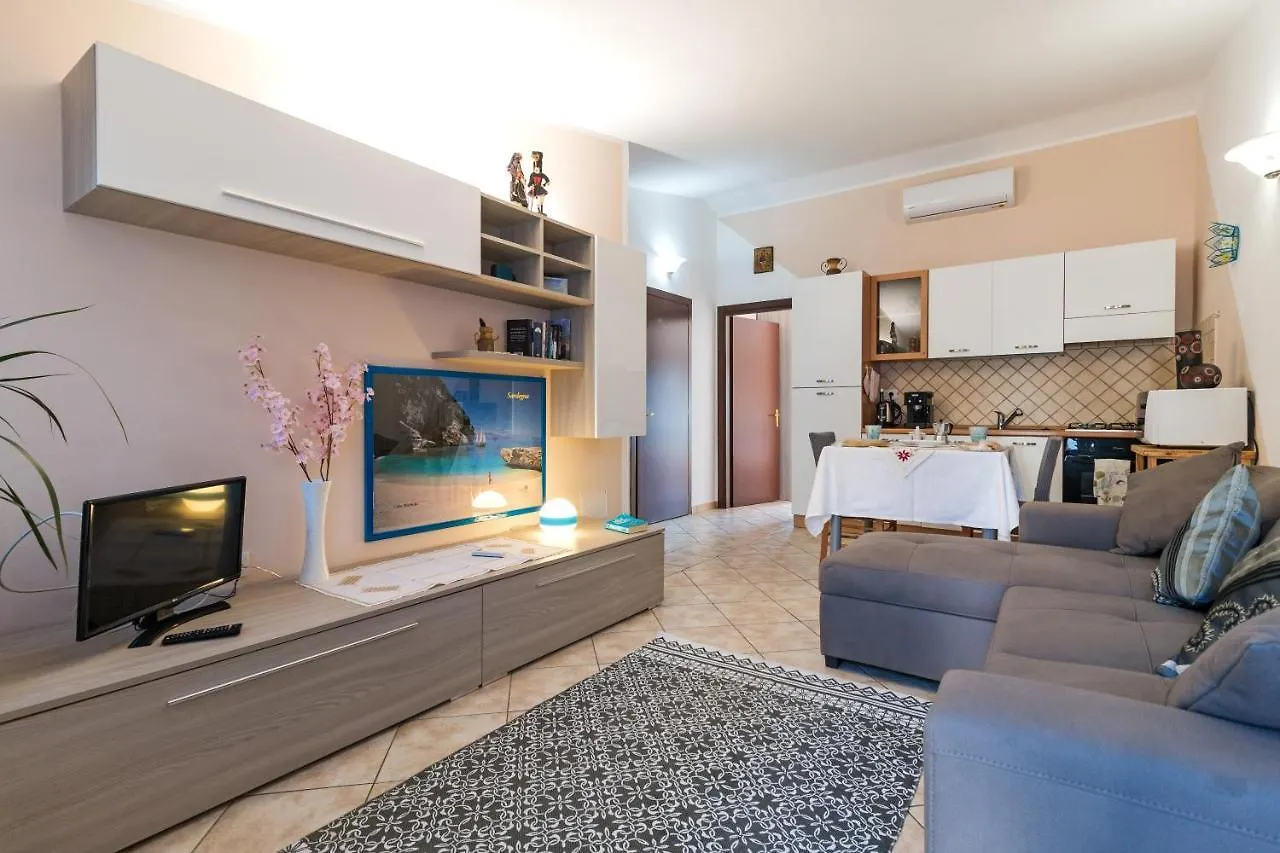 Sebastian House Lägenhet Cala Gonone