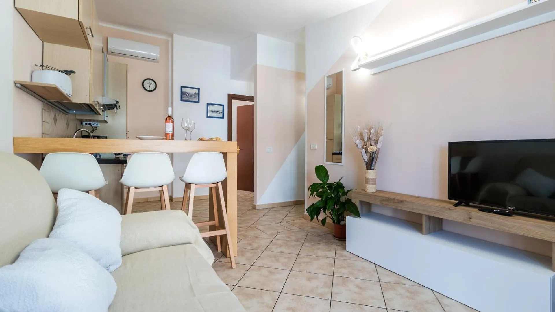 Sebastian House Lägenhet Cala Gonone
