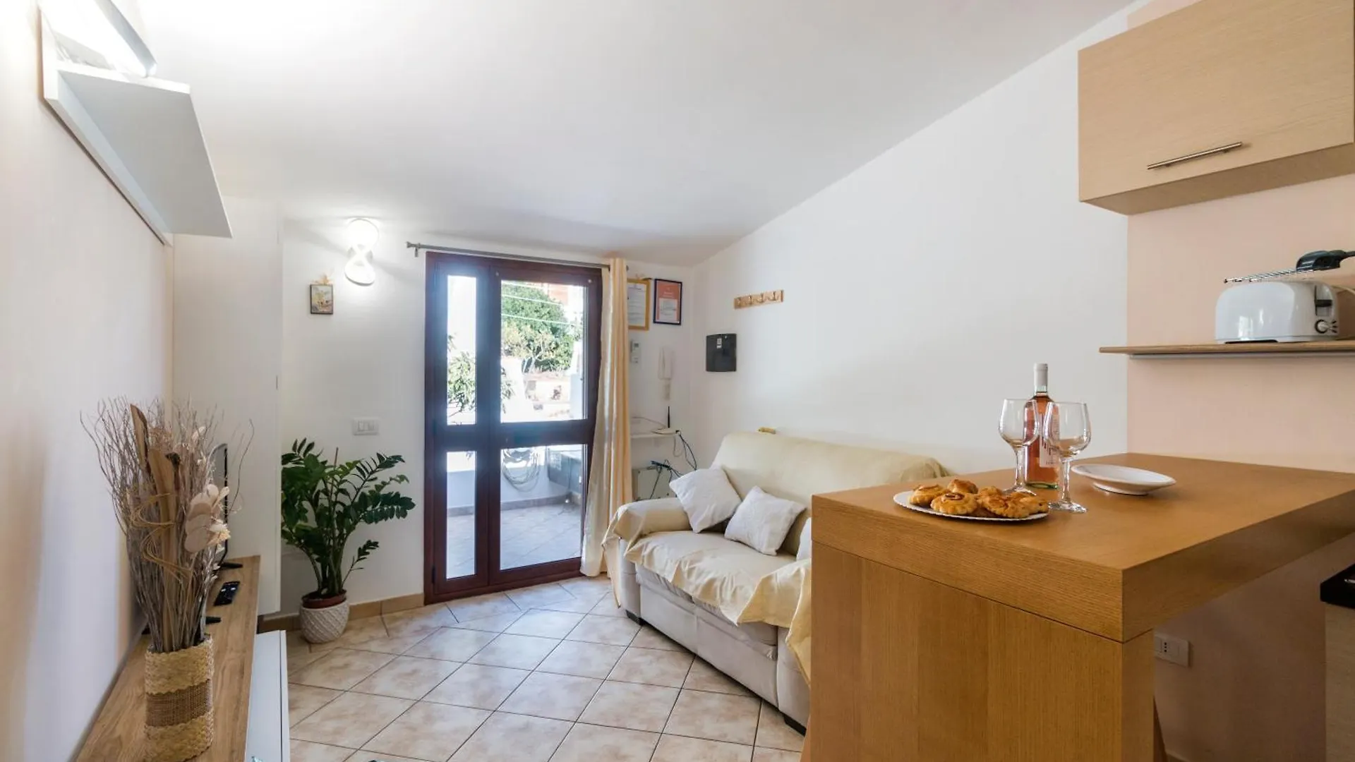Sebastian House Lägenhet Cala Gonone
