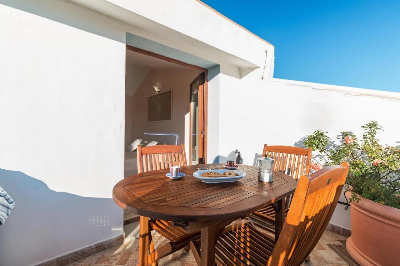 Sebastian House Apartment Cala Gonone 0*,